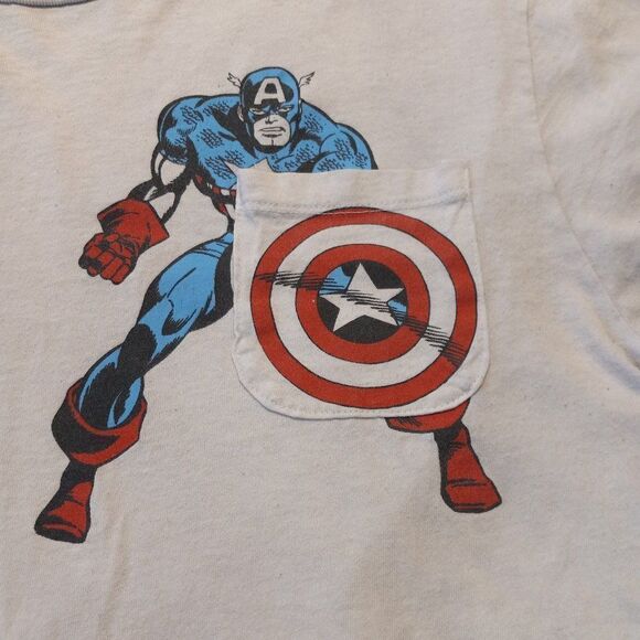 Marvel Captain America Men's White  large Short Sleeve T-shirt - Picture 4 of 7